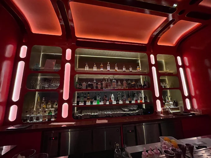 Nuss Bar
