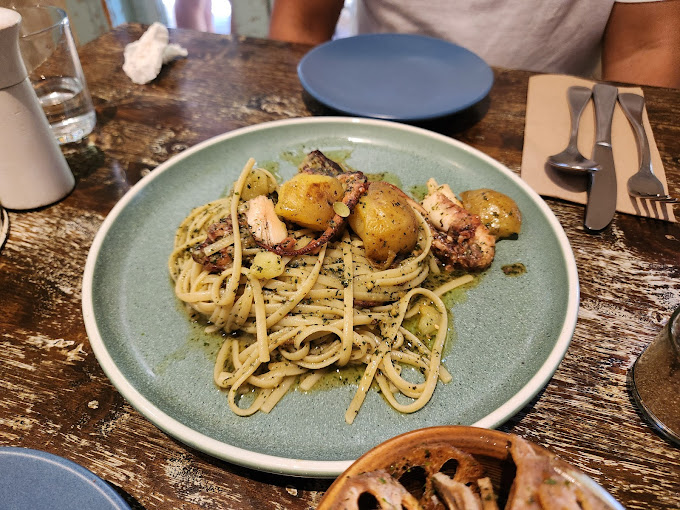 Cafe Oratnek