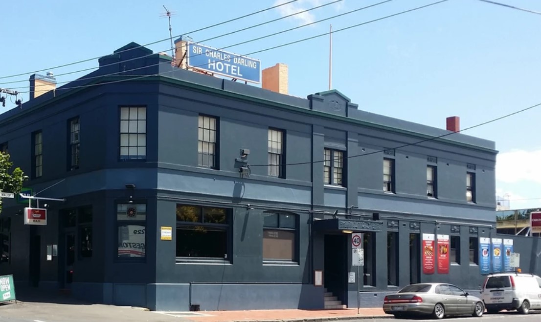 Sir Charles Darling Hotel