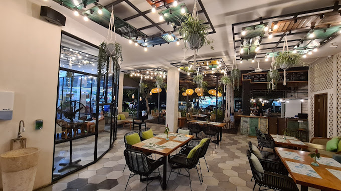 Natys Restaurant Siligita