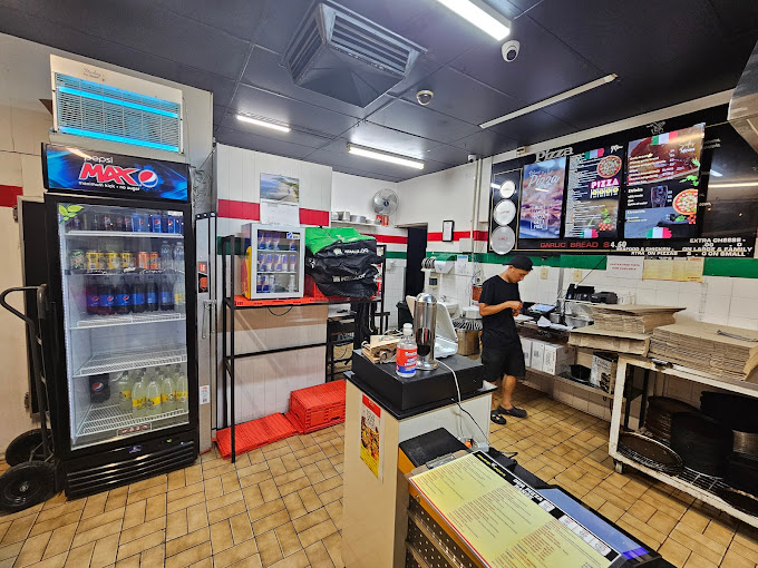 Mister Pizza - Gourmet Pizzas & Fresh Flavours for 40+ Years in South Perth