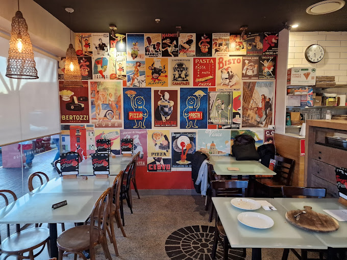 Joey's Pizza Pasta and Gelato