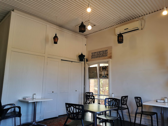Munooshi Cafe