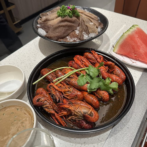 Haidilao Hotpot Emporium