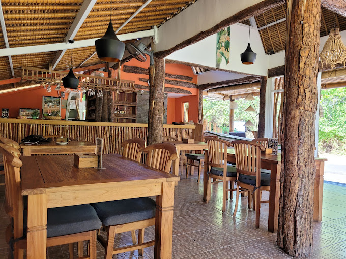 Di Lipah Warung