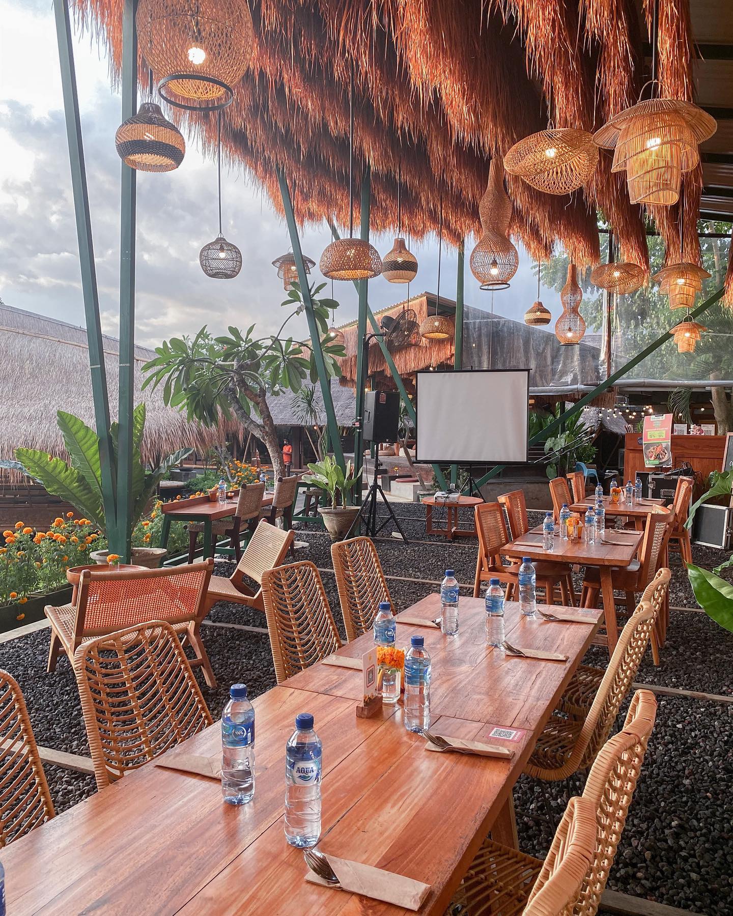 Cafe Gemitir Bali