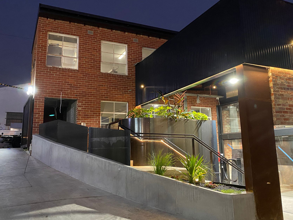 Deeds Taproom & Kitchen