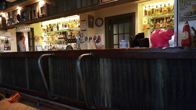 Westmeadows Tavern