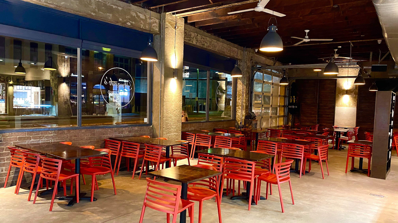 Frank's Pizza Bar Restaurant