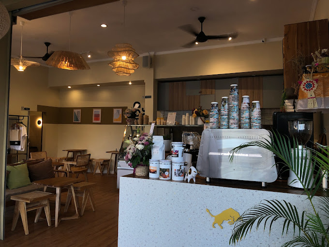 Bull's Coffee Pererenan
