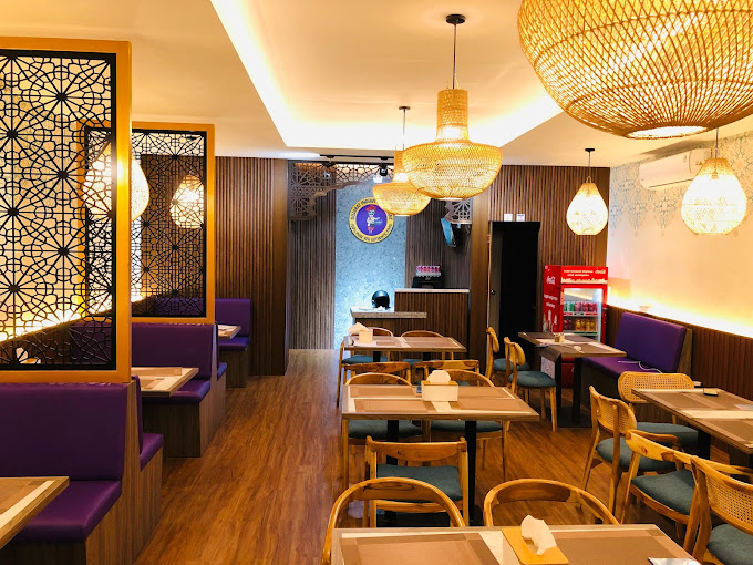 GUJARAT INDIAN RESTAURANT