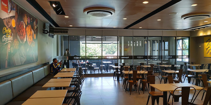 Richeese Factory Singaraja