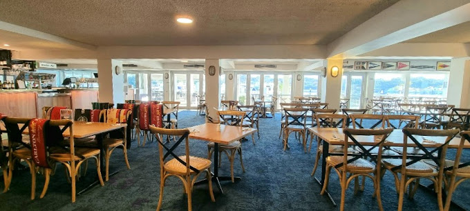 Swan Yacht Club