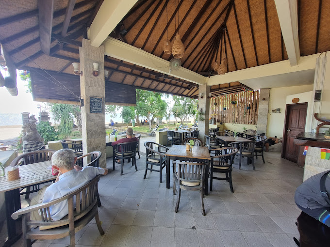Santhi Bar