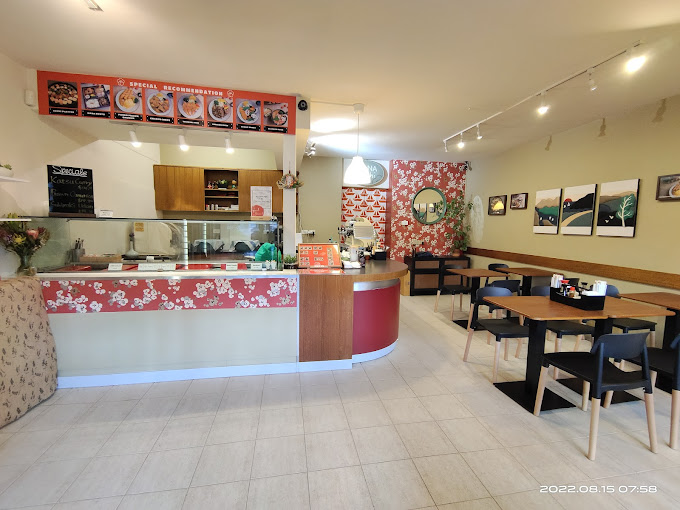 Hana Sushi Cafe