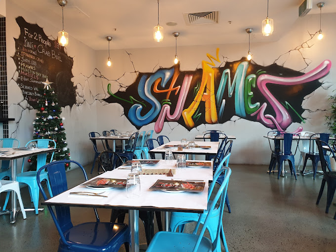 St. James Crabhouse Bar & Grill