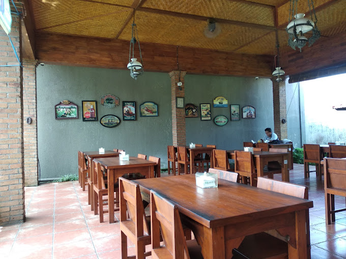 Waroeng De Dusun
