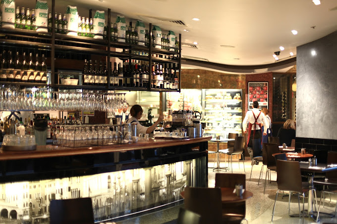 La Camera, Italian Restaurant
