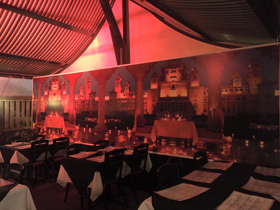 Tandoor & Curry Hut Indian Restaurant