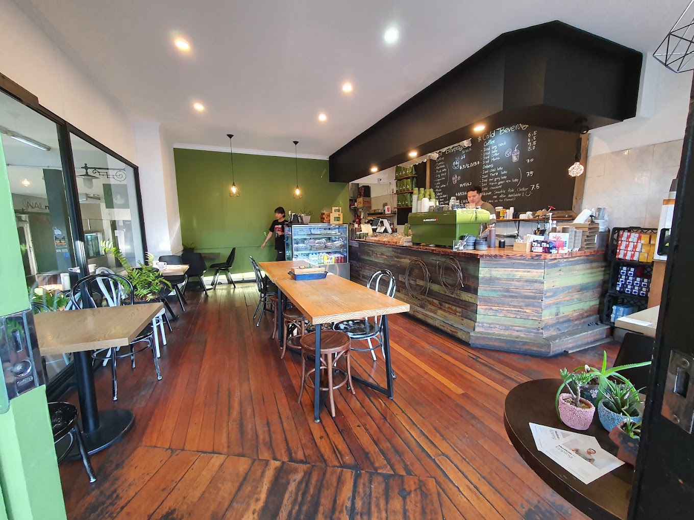49 Cafe Early Bird Epping