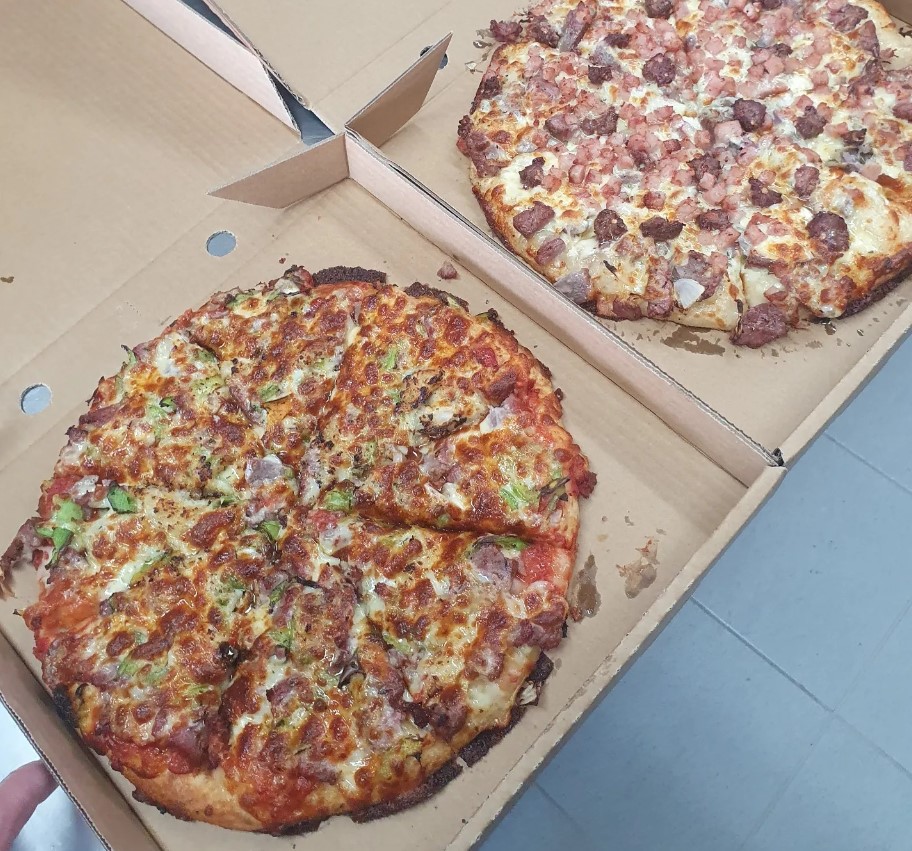 Alberto's Pizza