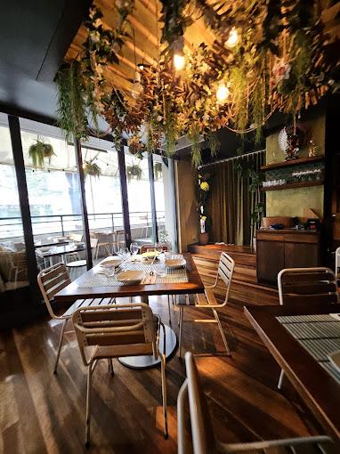 Sugarcane Restaurant