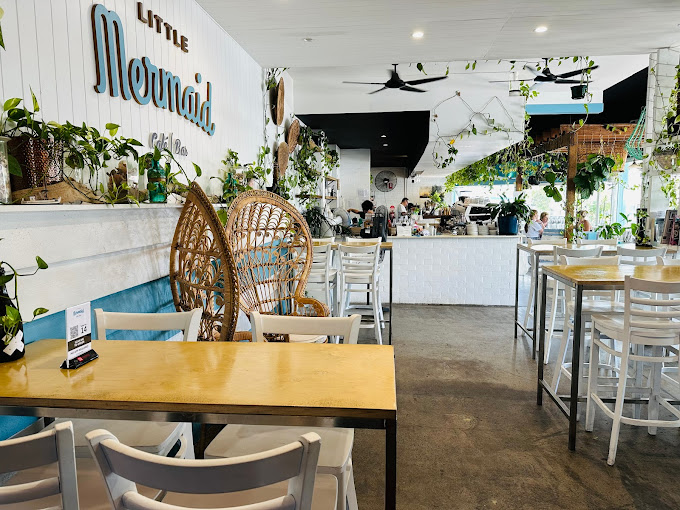 Little Mermaid Cafe Bar