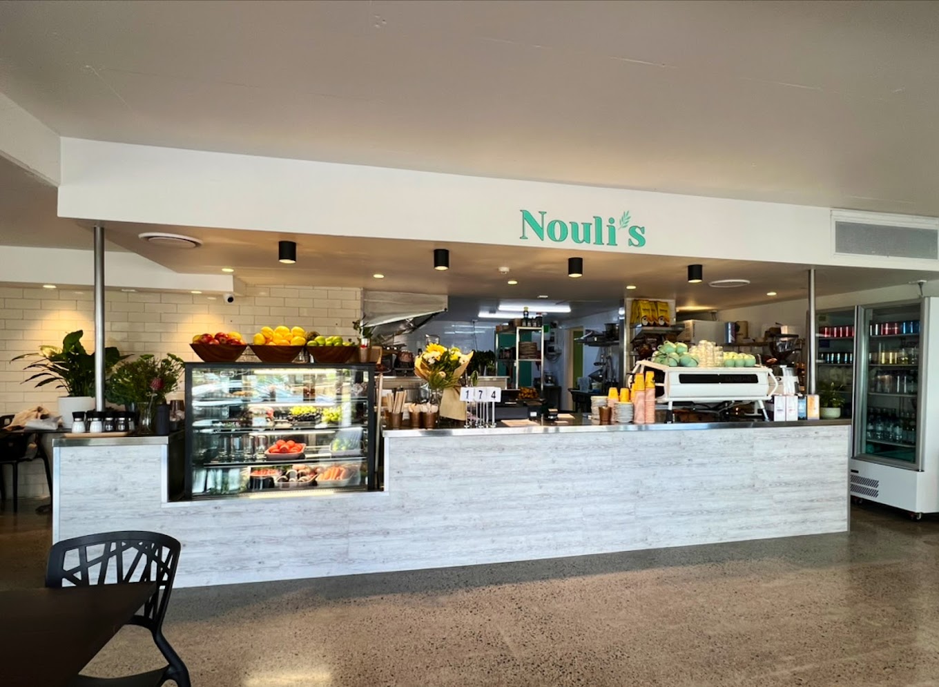 Nouli's Cafe