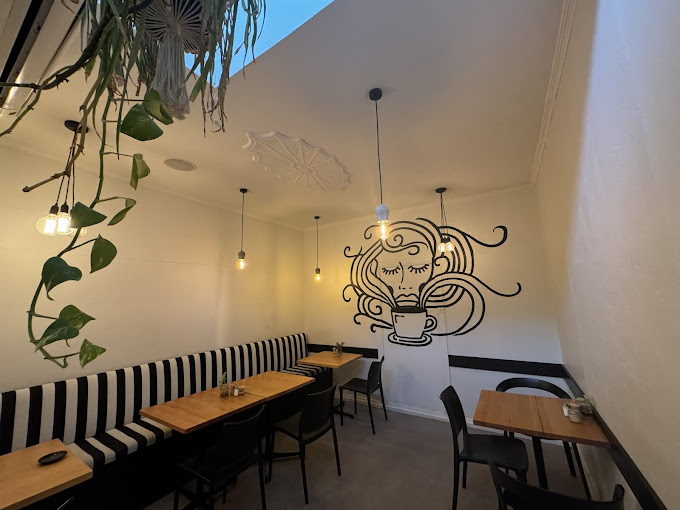 Long Lost Friend Cafe