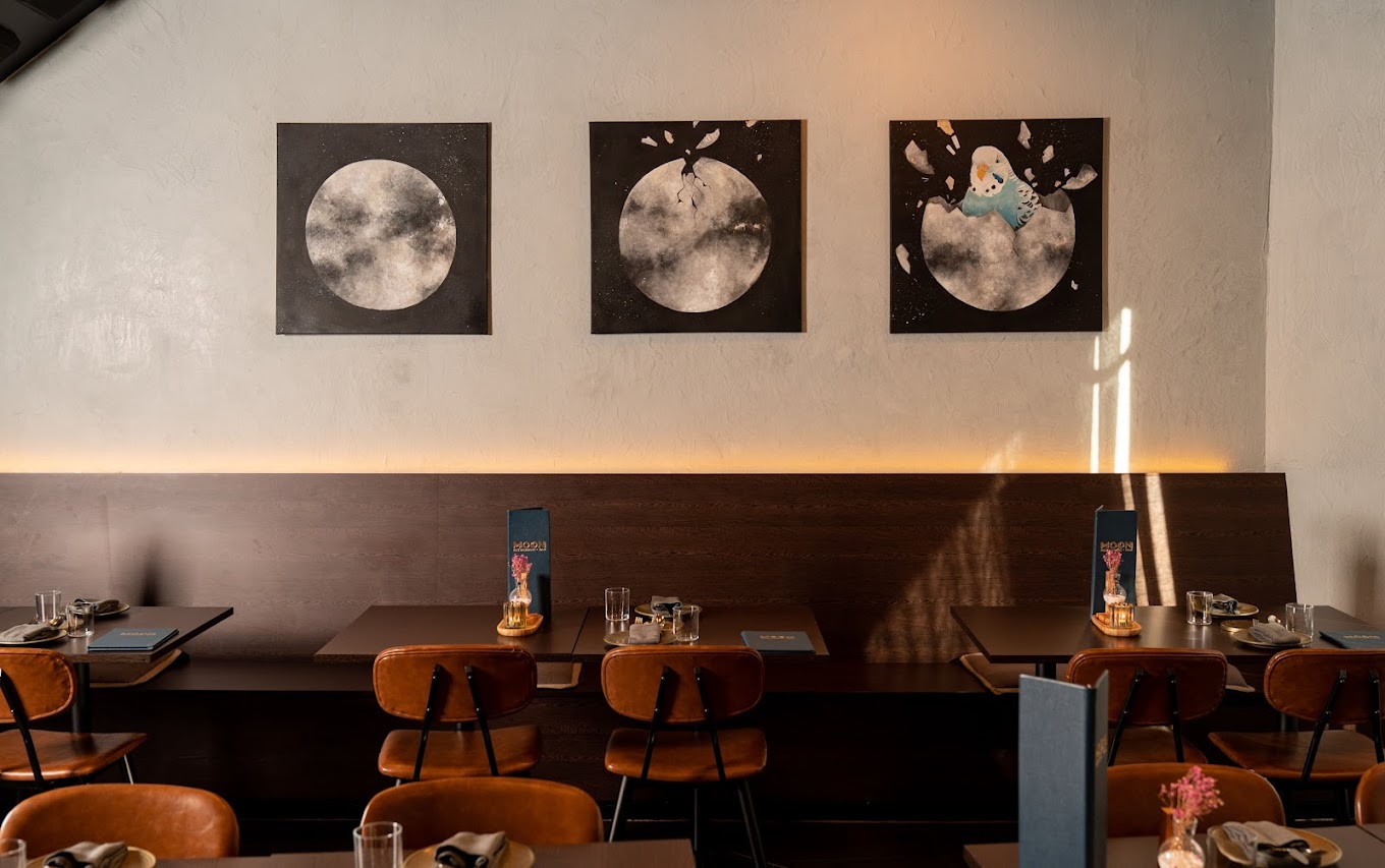 Restaurant Moon