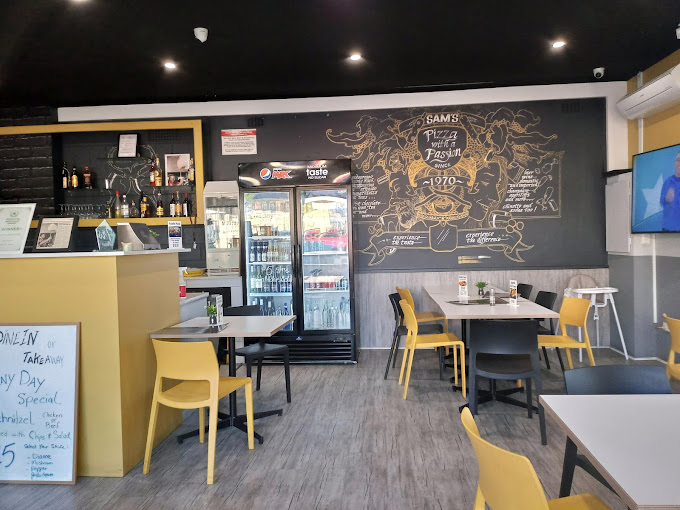 Sam's Plaza Pizza Bar