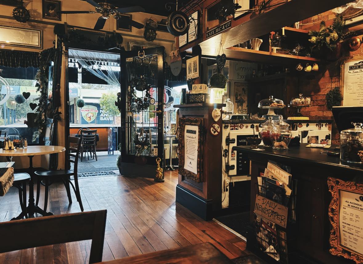 Coffee House 138