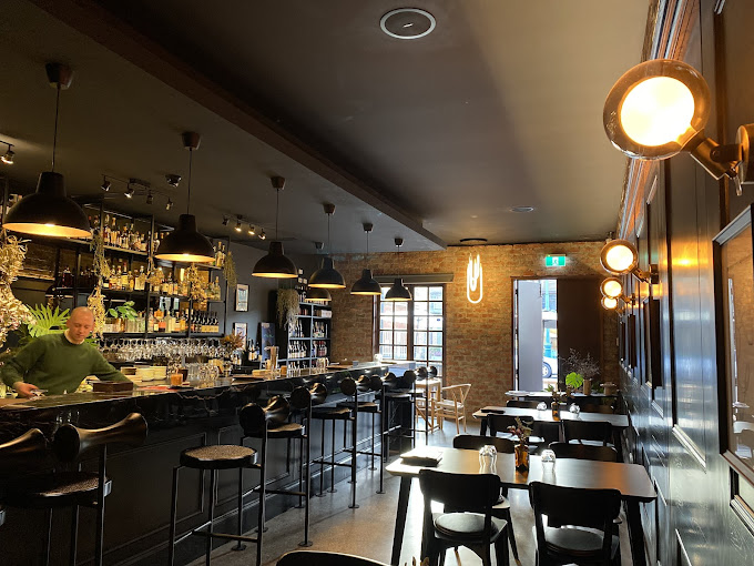 Fú Cocktail & Wine Bar