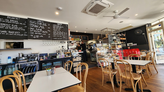 Sideways Deli Cafe