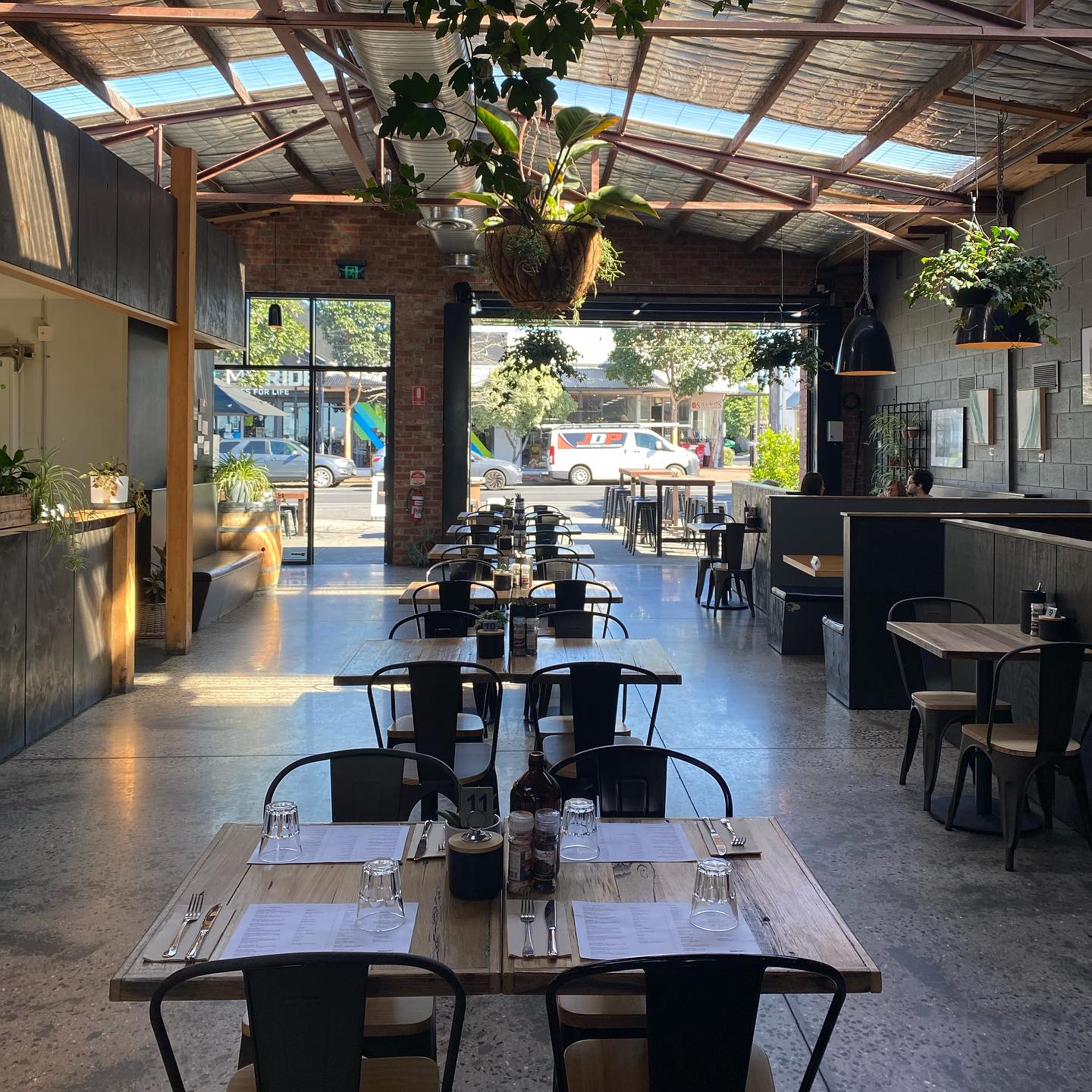 Industrie 26 Cafe
