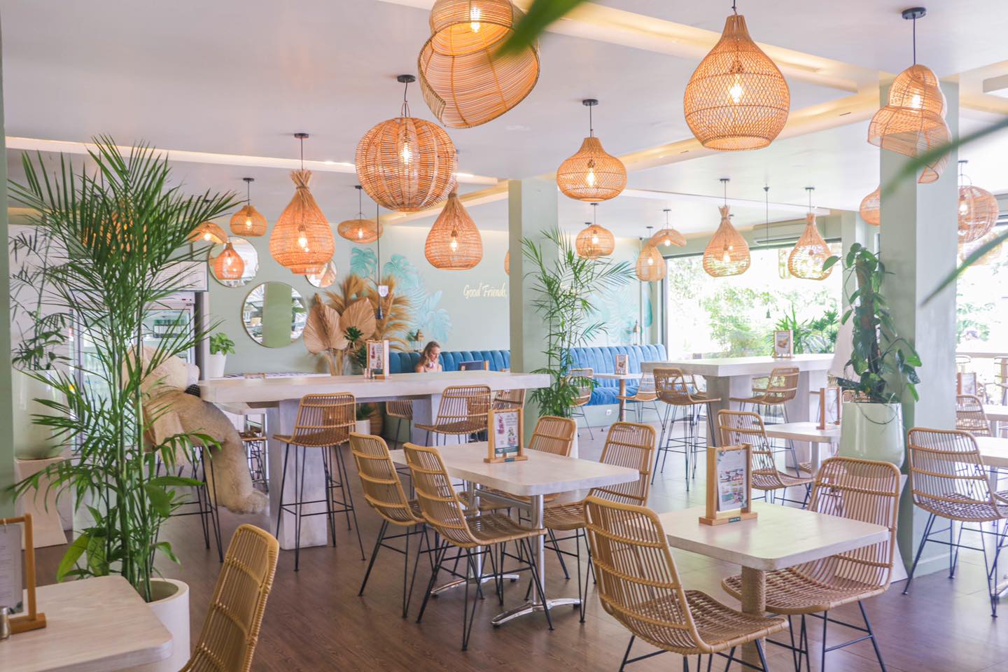 Gourmet Cafe Dewi Sri