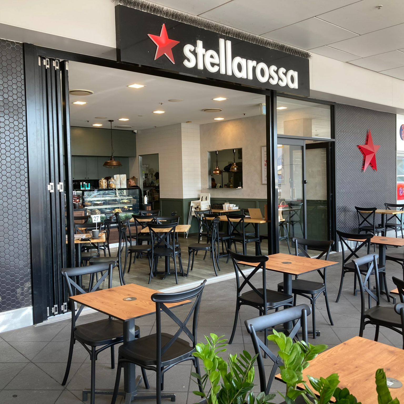 Stellarossa Arana Hills