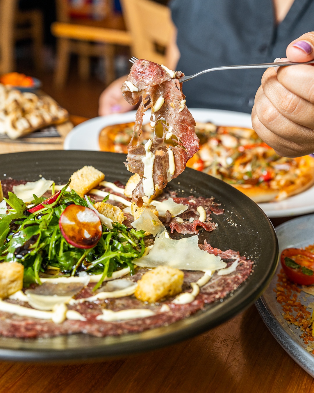 Montania Cafe - Bar - Restaurant