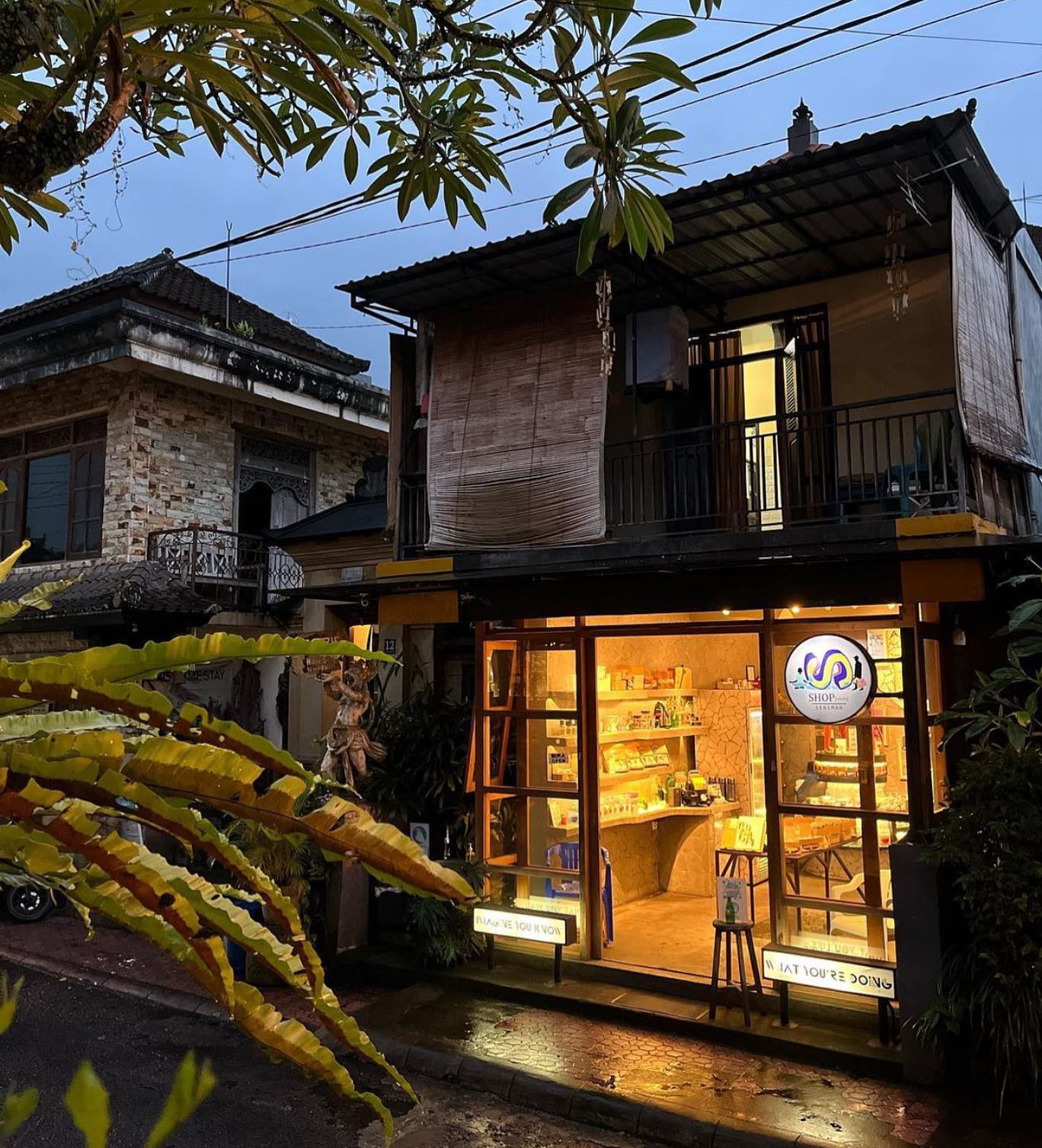 Seniman Coffee