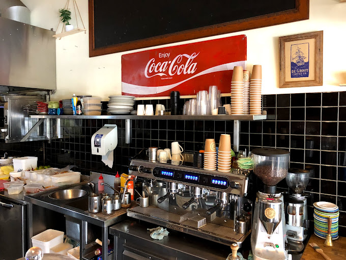 Queen Street cafe.