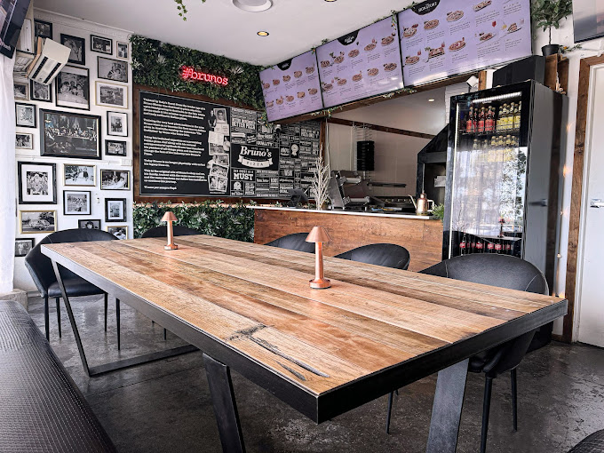 Bruno's Pizza