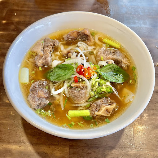 V Pho