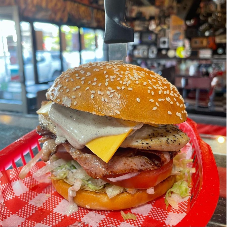 Piping Hot Chicken and Burger Grill
