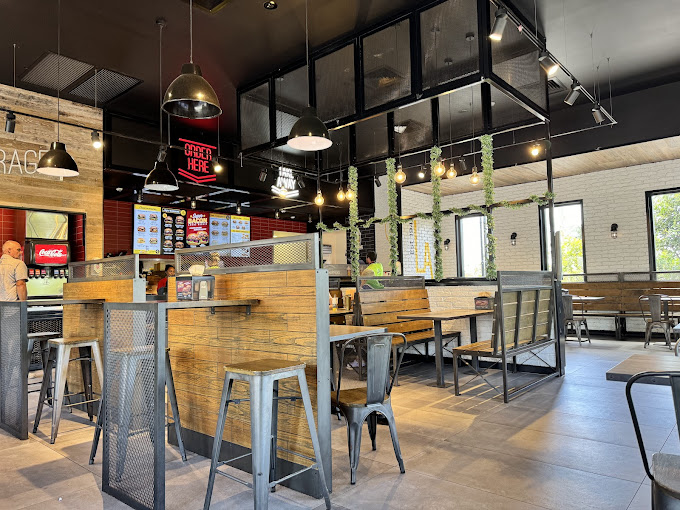 Carl's Jr. Eagleby