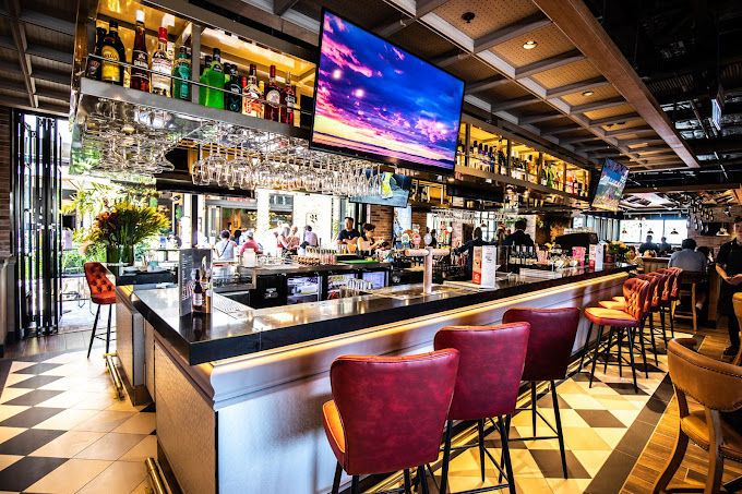 TGI Fridays Tea Tree Plaza