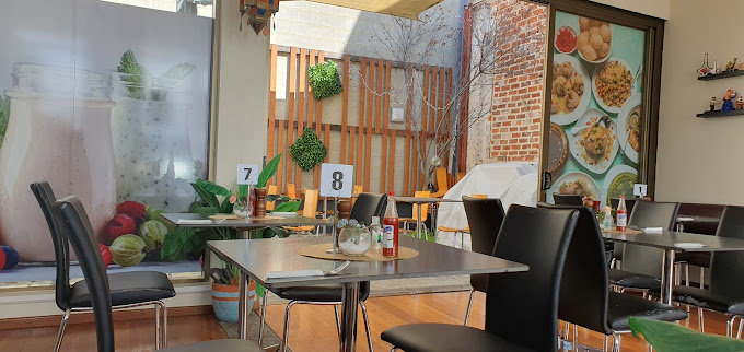 Oriental Breeze Restaurant