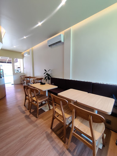 Mauve Cafe