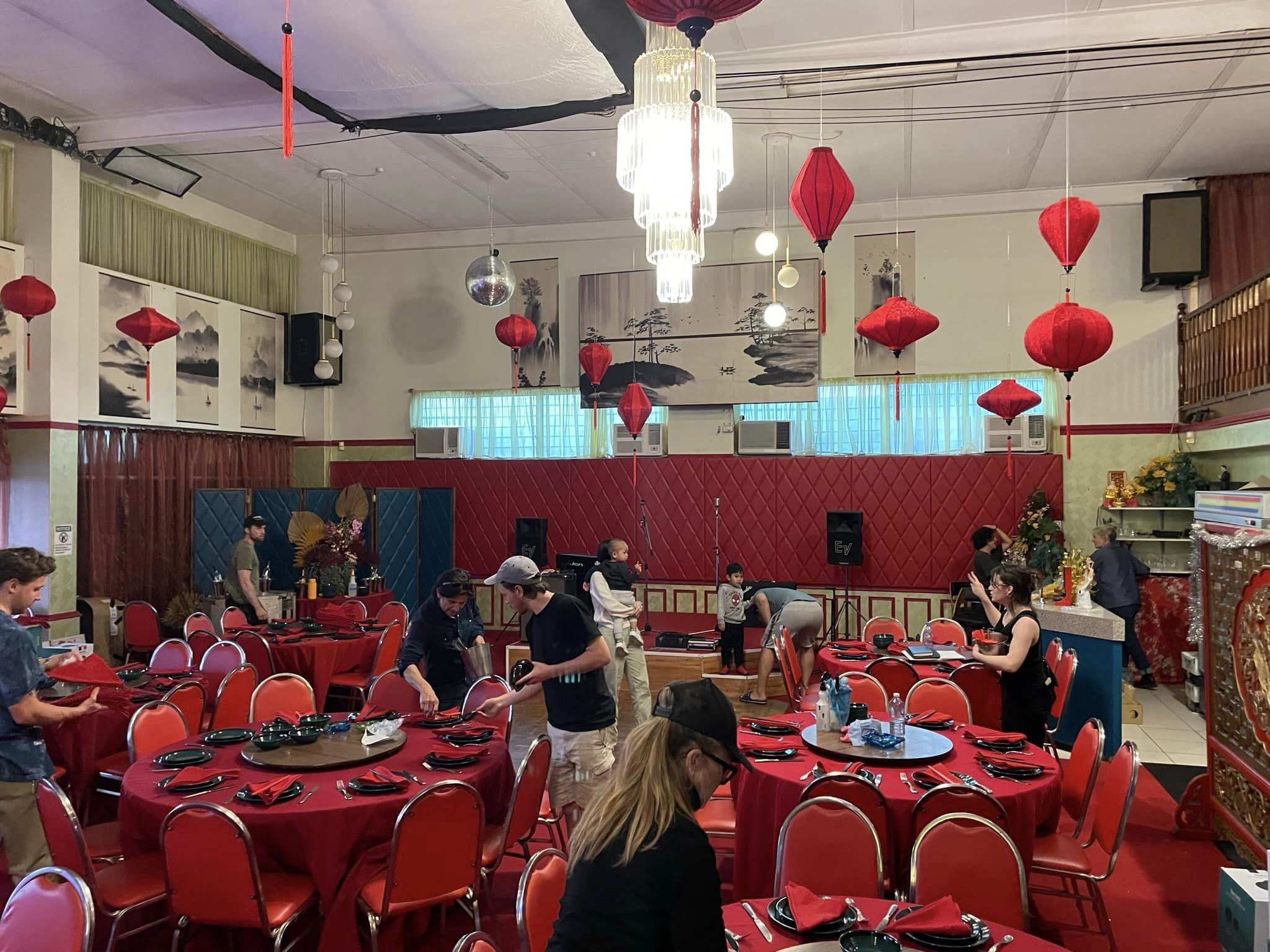 Que Huong Restaurant