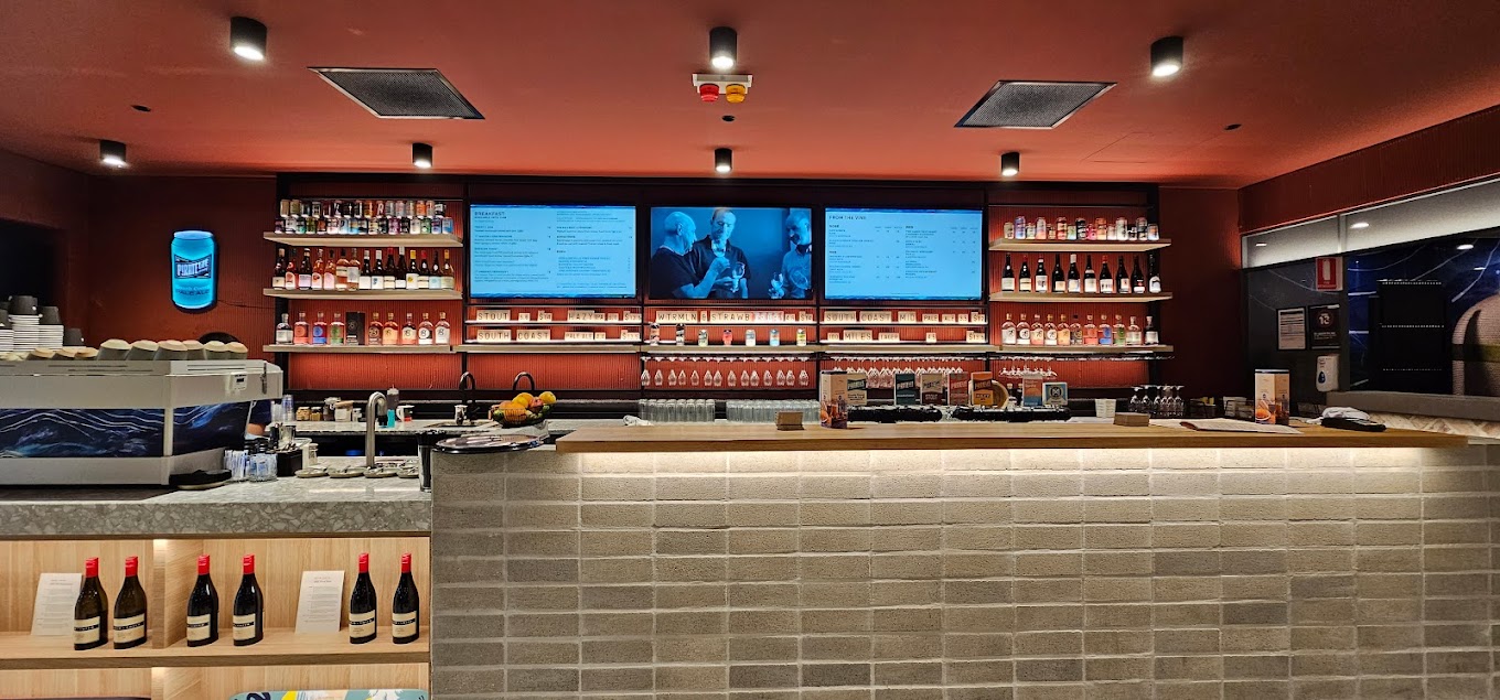 100 Miles Kitchen And Bar