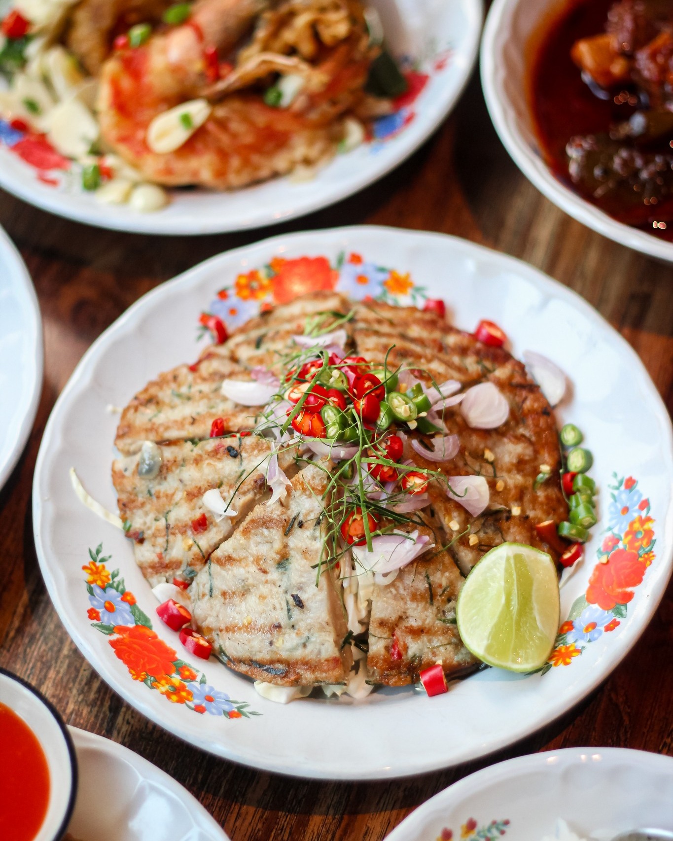 Sri Trat Restaurant and Bar